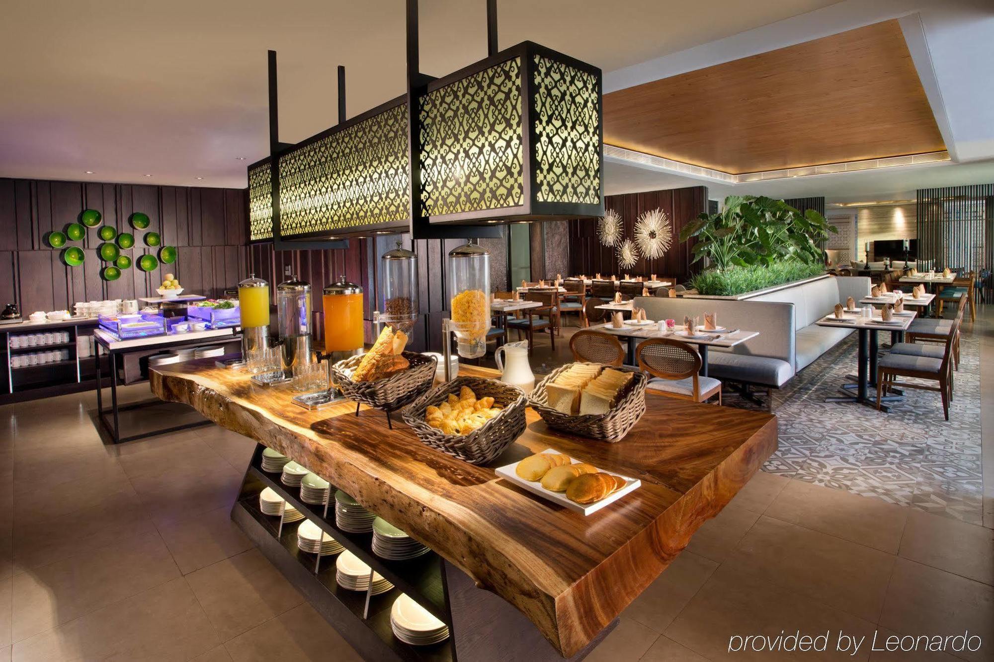 Ascott Waterplace Surabaya Luaran gambar